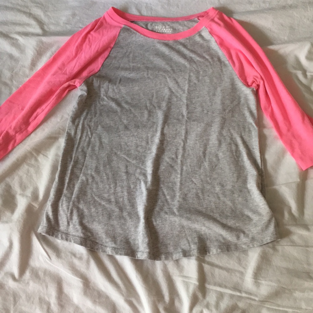 Gray 3/4 Sleeve Shirt